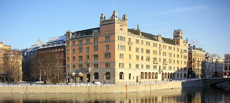 Rosenbad, Stockholm, illustrerar extra ändringsbudgeten till riksdagen